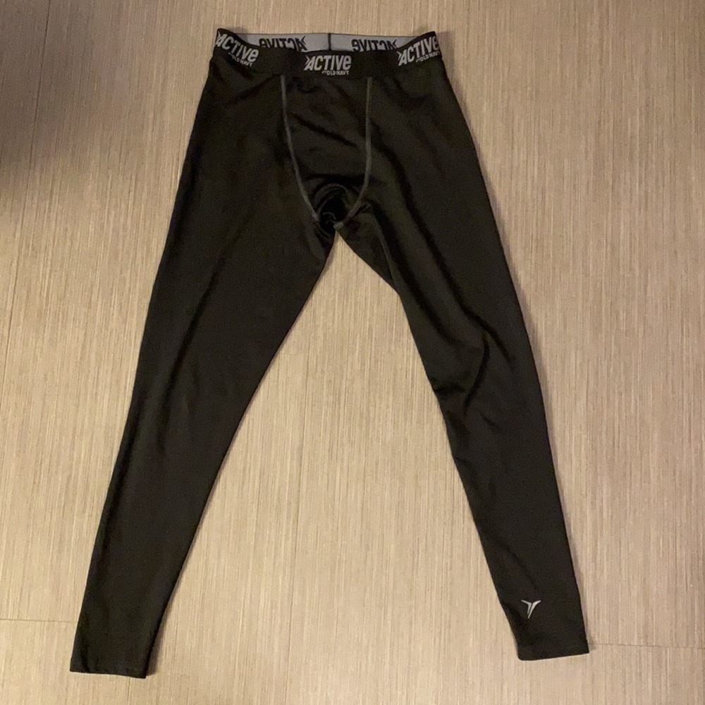 ☘️5/$15 Old Navy active leggings - Picture 5 of 5